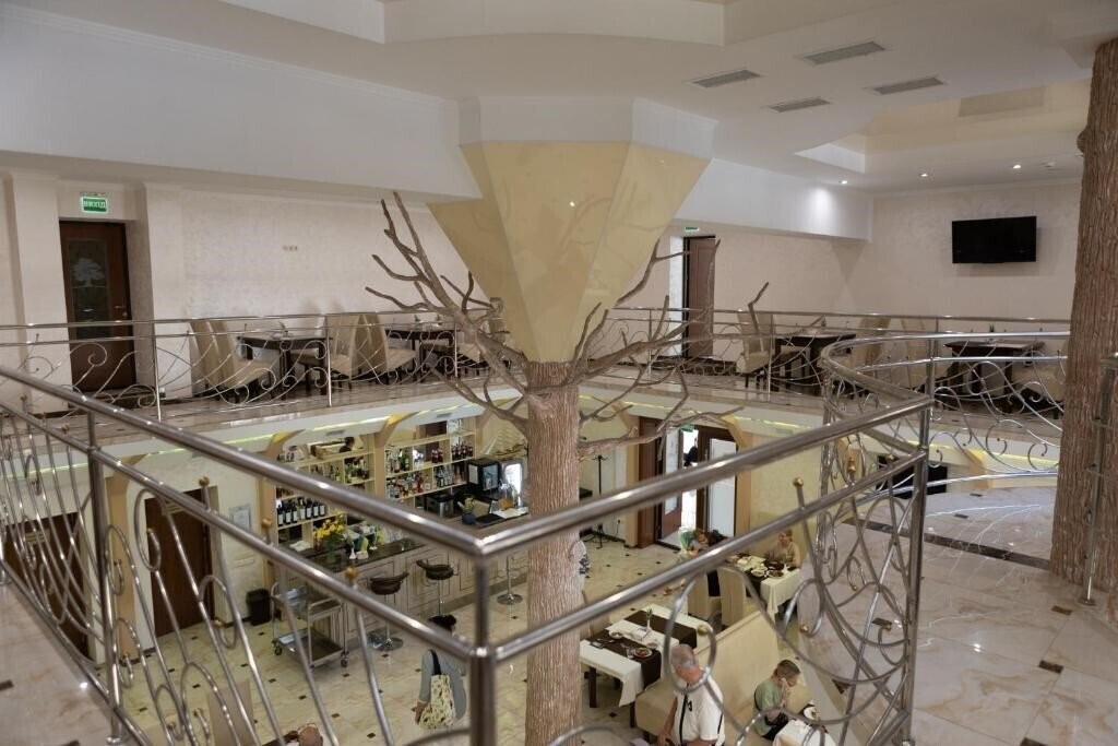 Вид Старий Дуб Готель 2*