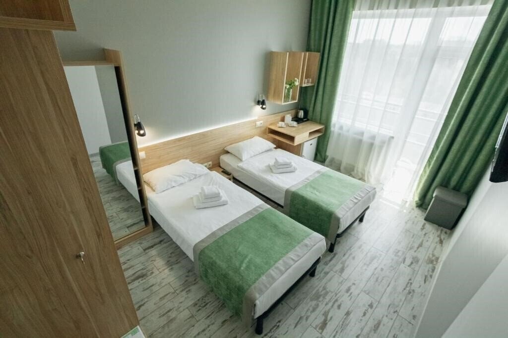 Панорама Весна 3*