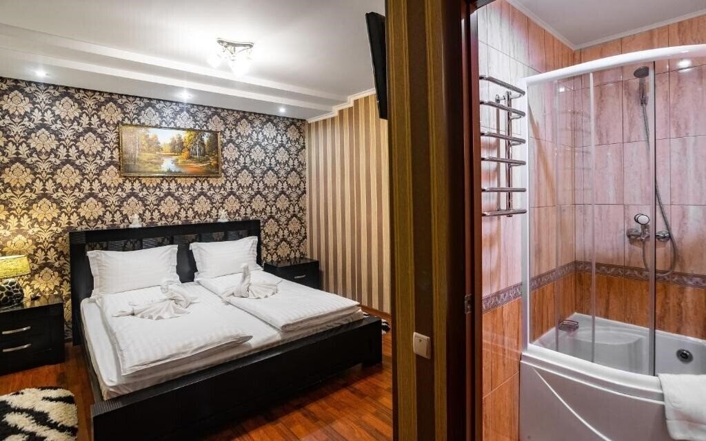 Вид Вилла Парламент 3*