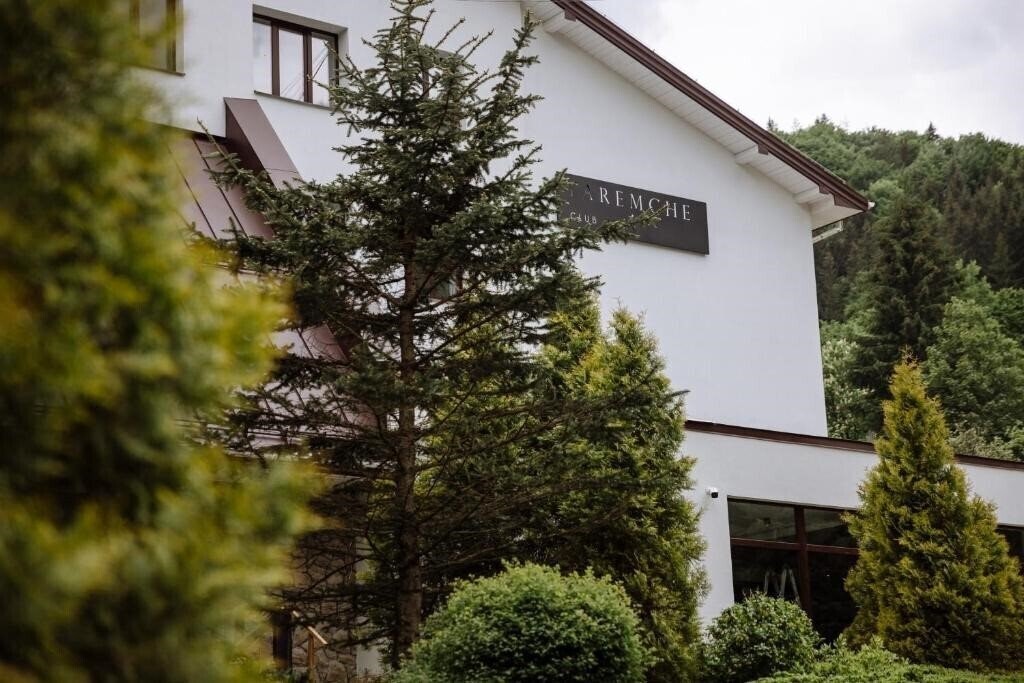 Панорама Yaremche Club Hotel 3*