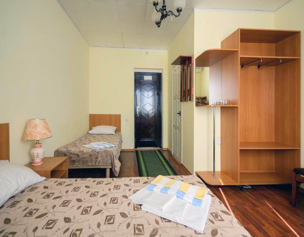 Територія Факел 3*