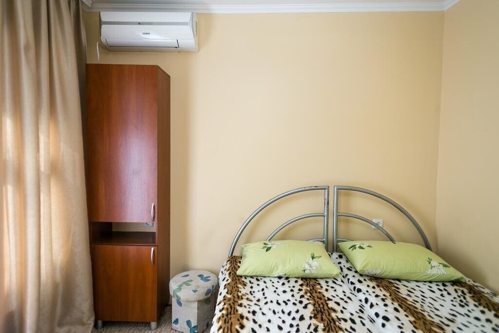 Апартаменти Yuzhanka 88 3*