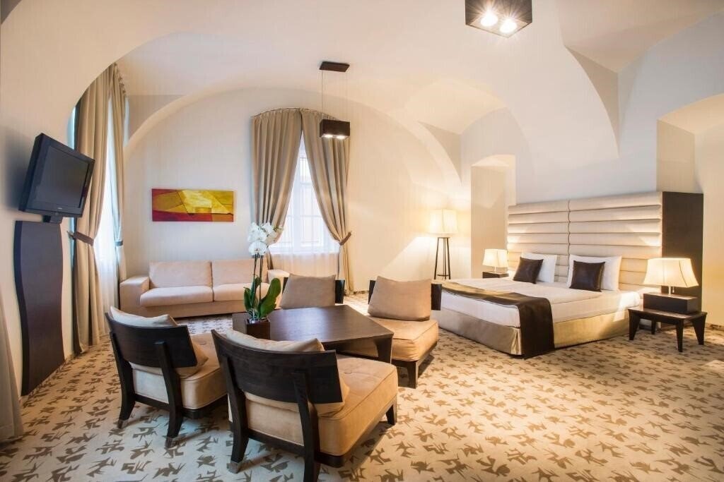 Фото Buda Castle Fashion Hotel 4*
