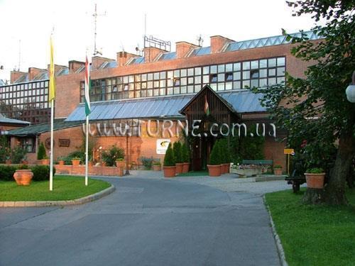 Територія Budai Sport Hotel 3*