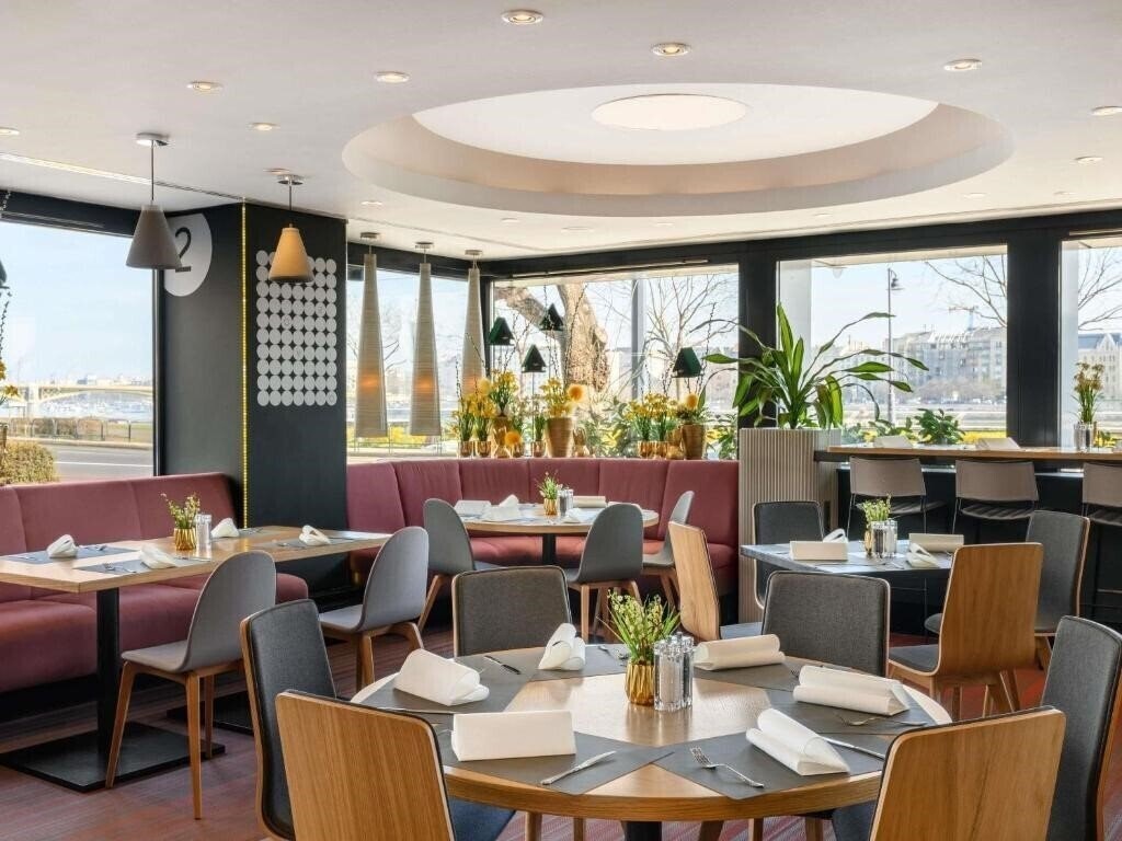 Фотография Novotel Danube 4*