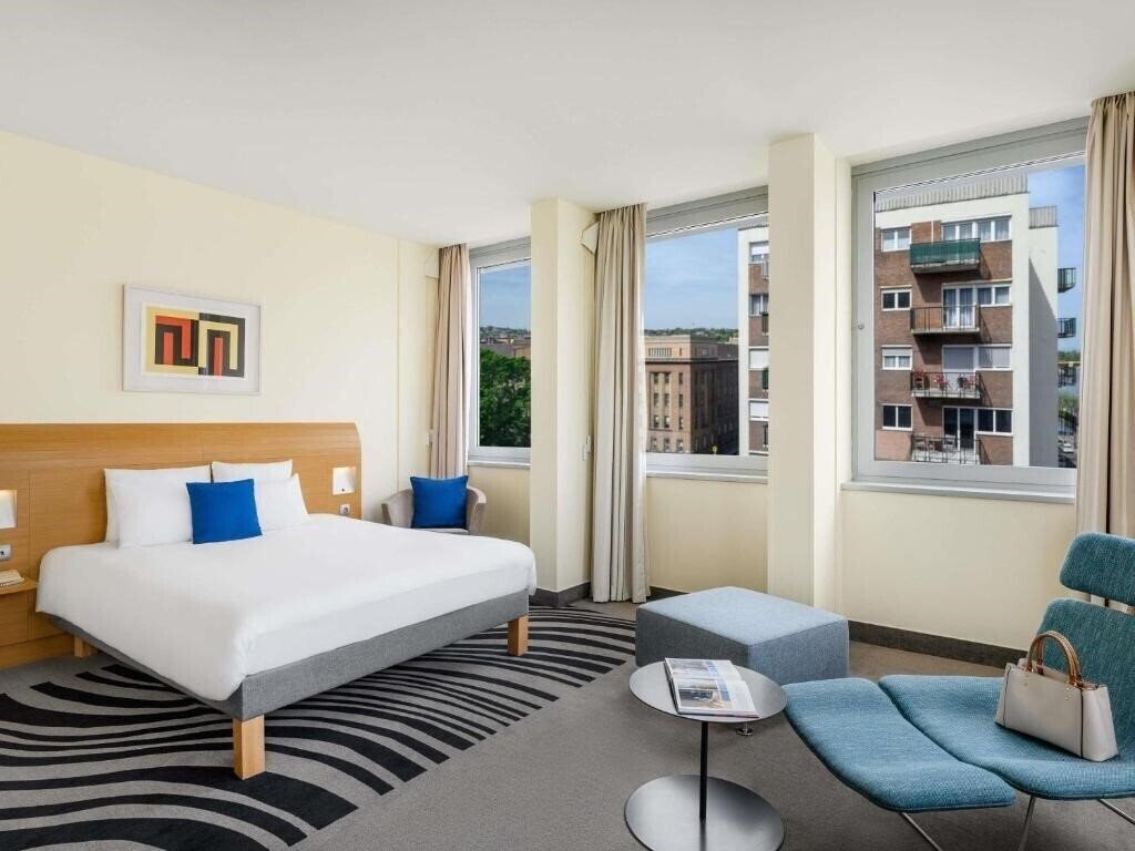 Територія Novotel Danube 4*