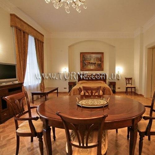 Апартаменти St. George Residence 5*