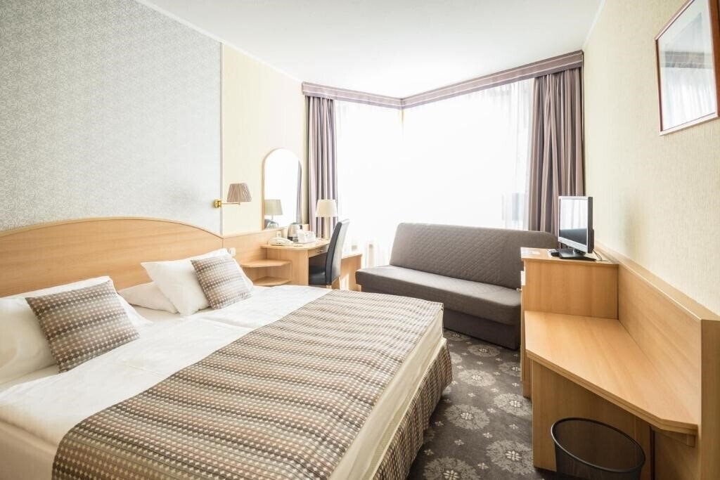 Апартаменты Best Western Hotel Orion 3*