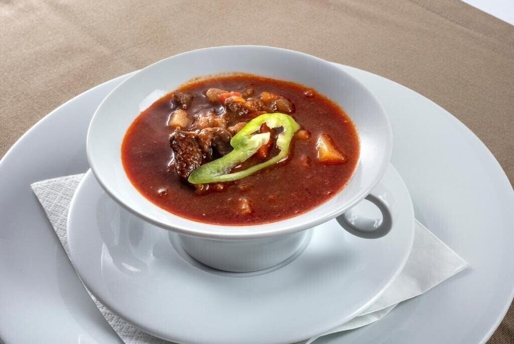 Территория Hotel Charles 3*