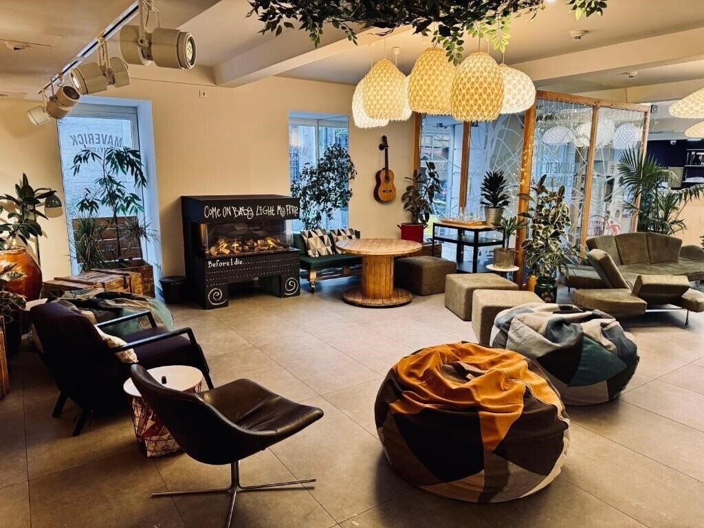 Територія Maverick City Lodge 2*