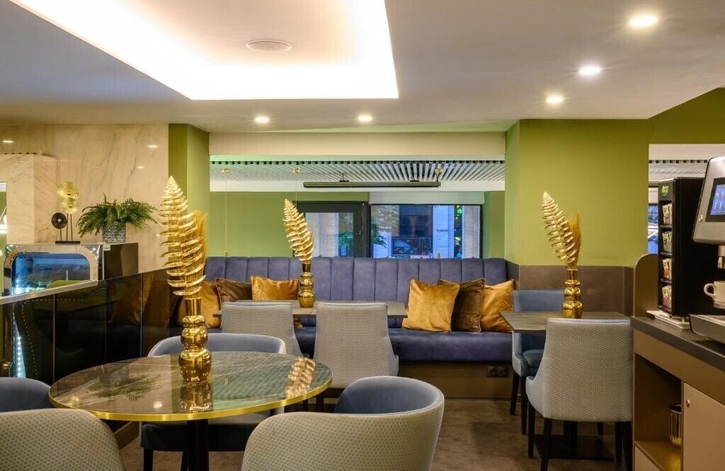 Територія Regency Suites 4*