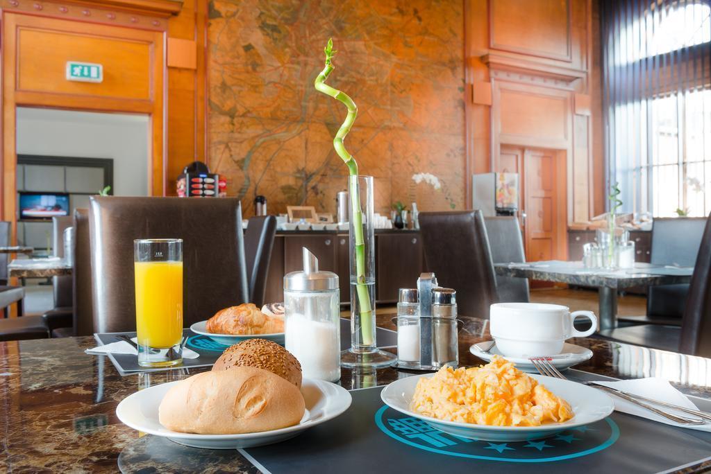 Панорама Arcadia Hotel Budapest 4*