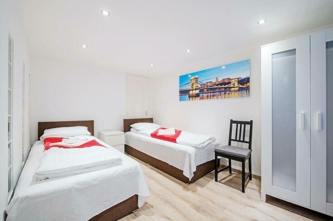 Панорама Grand Boulevard Apartments апартаменты