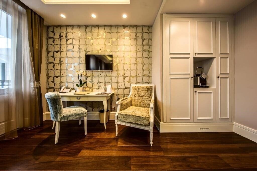 Апартаменти Prestige Hotel Budapest 4*