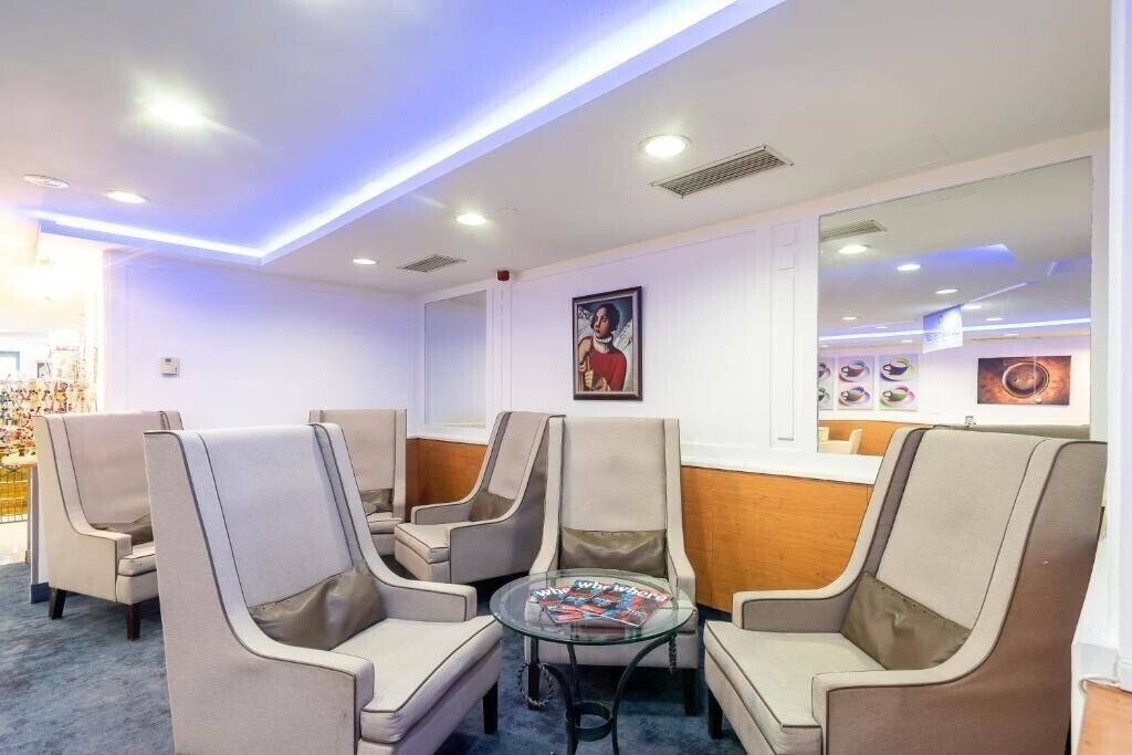 Апартаменти Novum Golden Park Budapest Hotel 4*