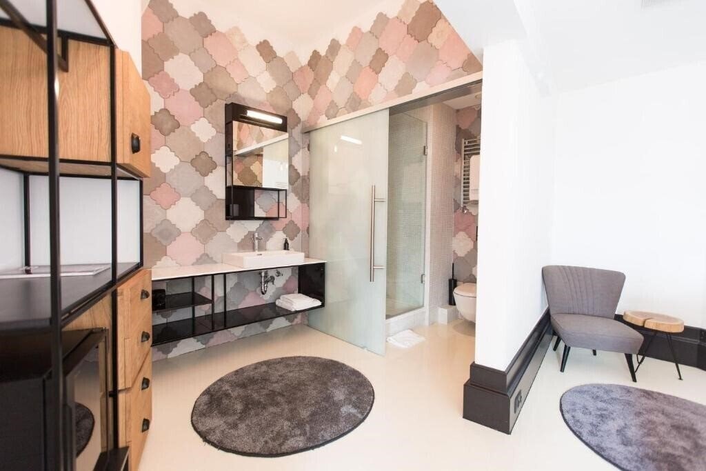 Панорама Rum Hotel 3*