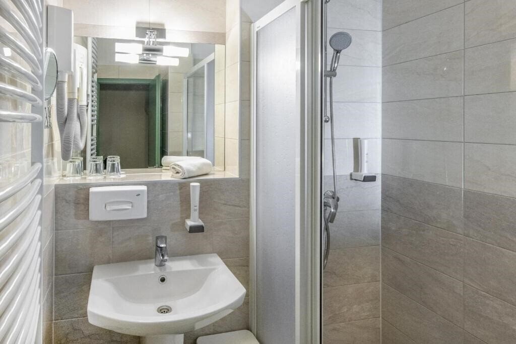 Вид Corvin Hotel Budapest Corvin Wing 4*