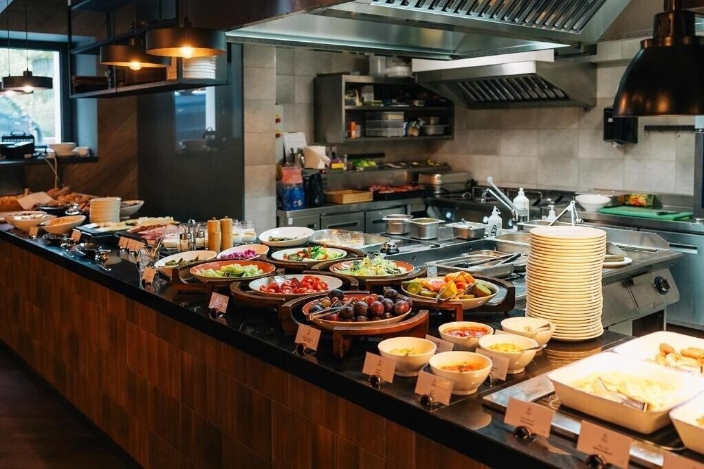 Фото Up Hotel Budapest 4*