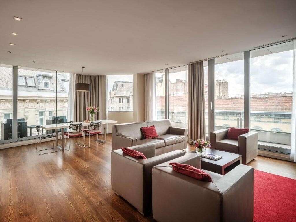 Зображення Nh Collection Budapest City Center 5*