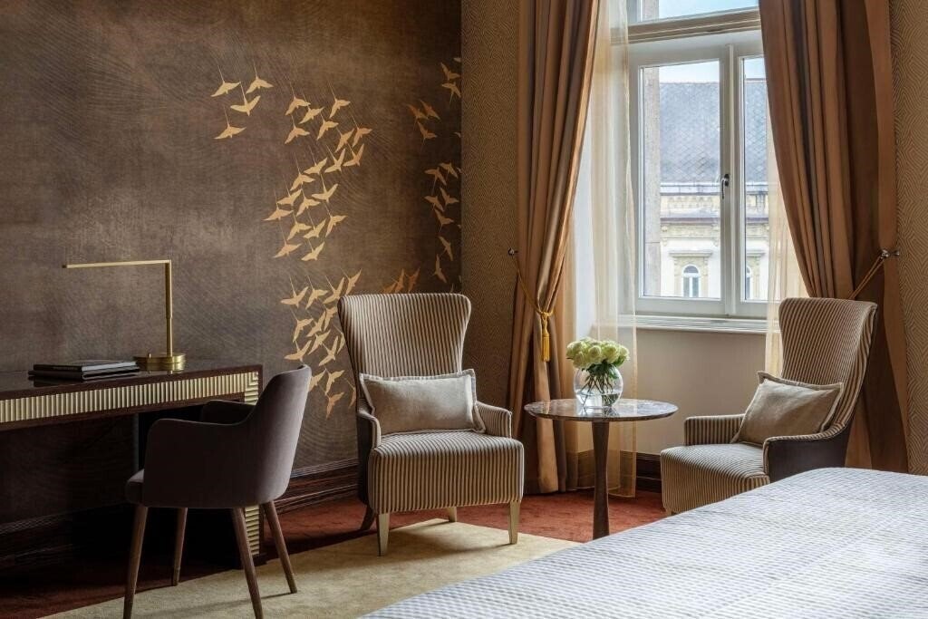 Вид Anantara New York Palace Budapest Hotel 5*