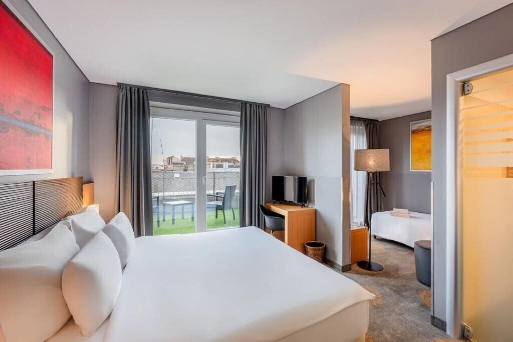 Отель Museum Budapest Hotel 4*