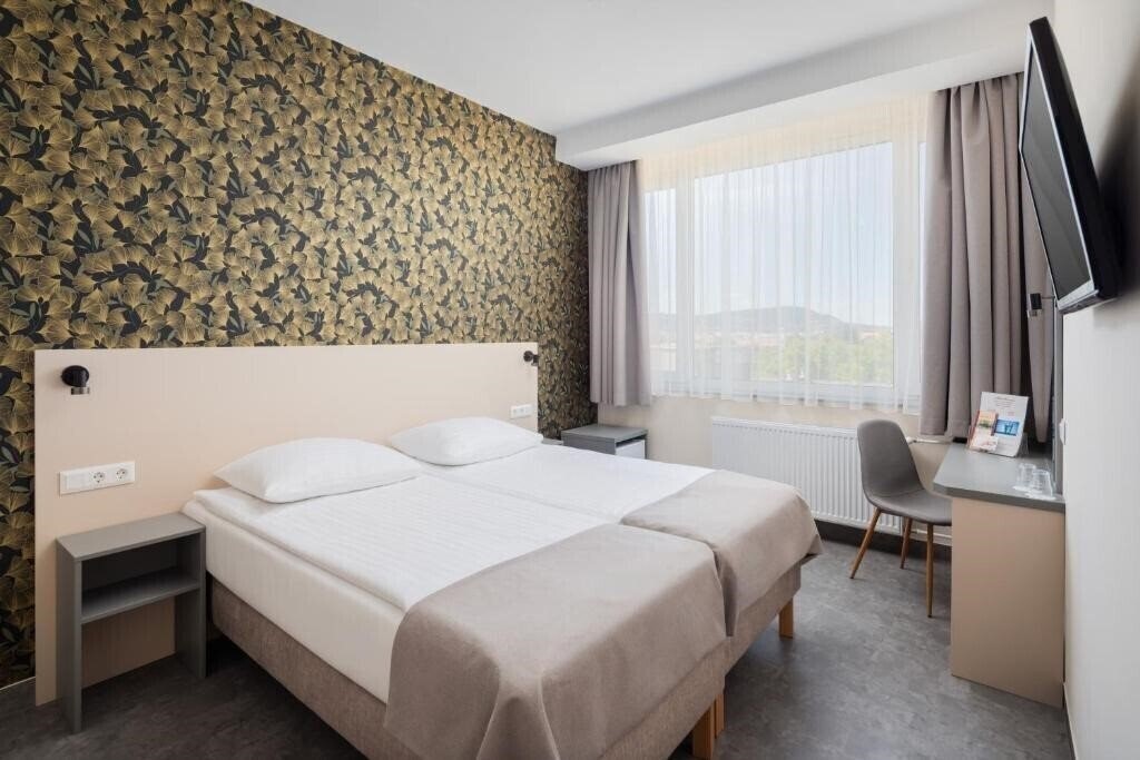 Фотографія Hotel Benczur 3*