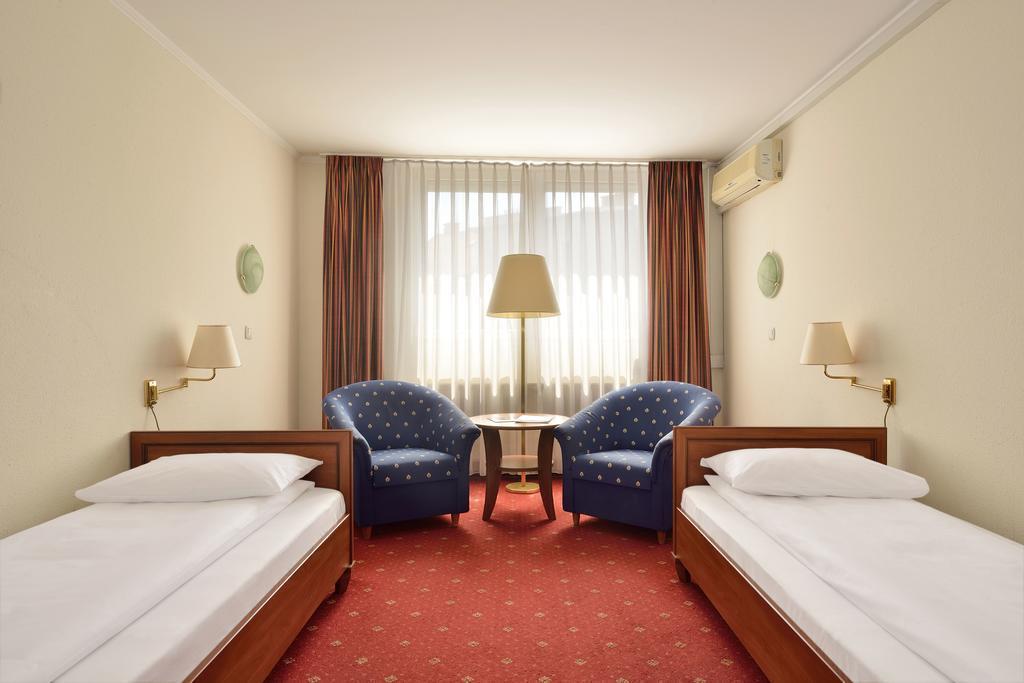 Вид Atlas Hotel 3*