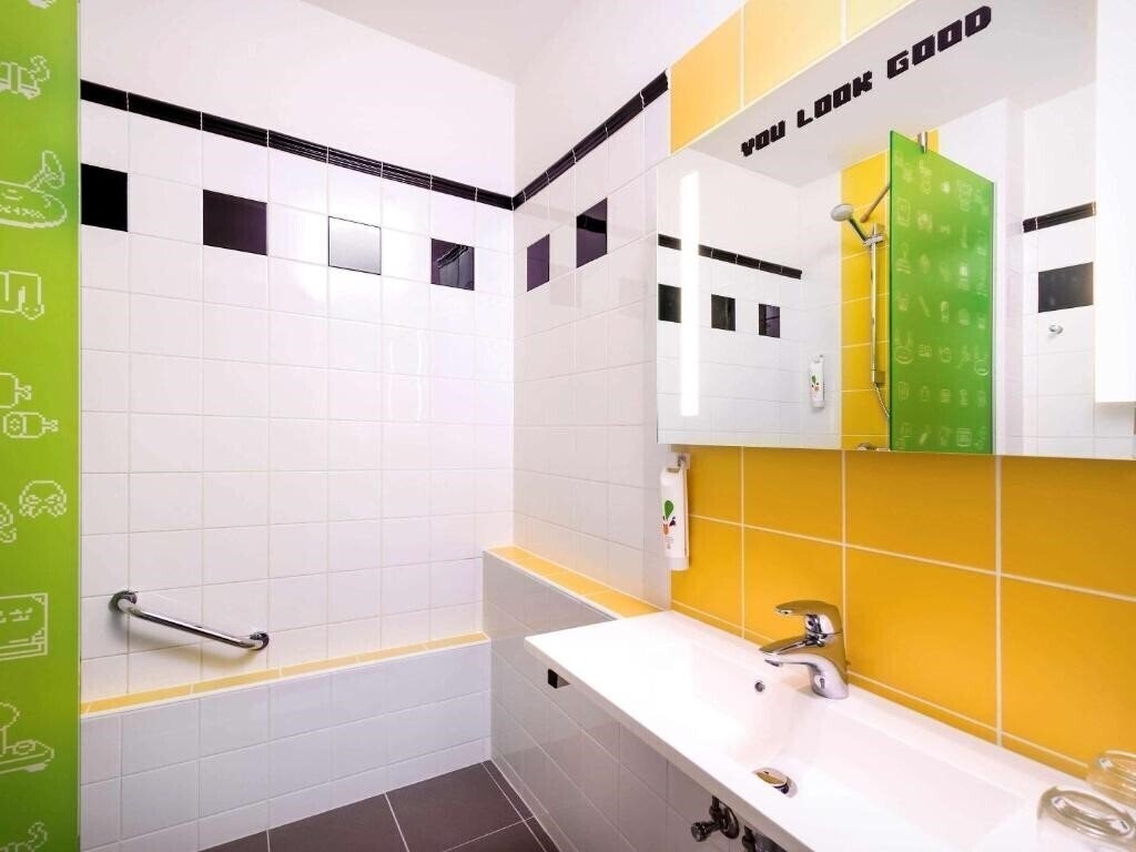 Картинка Ibis Styles Budapest Center (ex. Mercure Budapest Metropol) 3*
