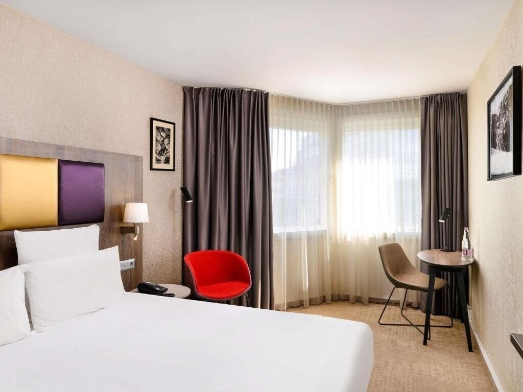 Территория Mercure Korona 4*