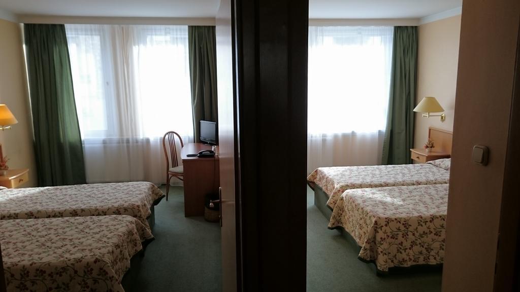 Панорама Burg Hotel 3*