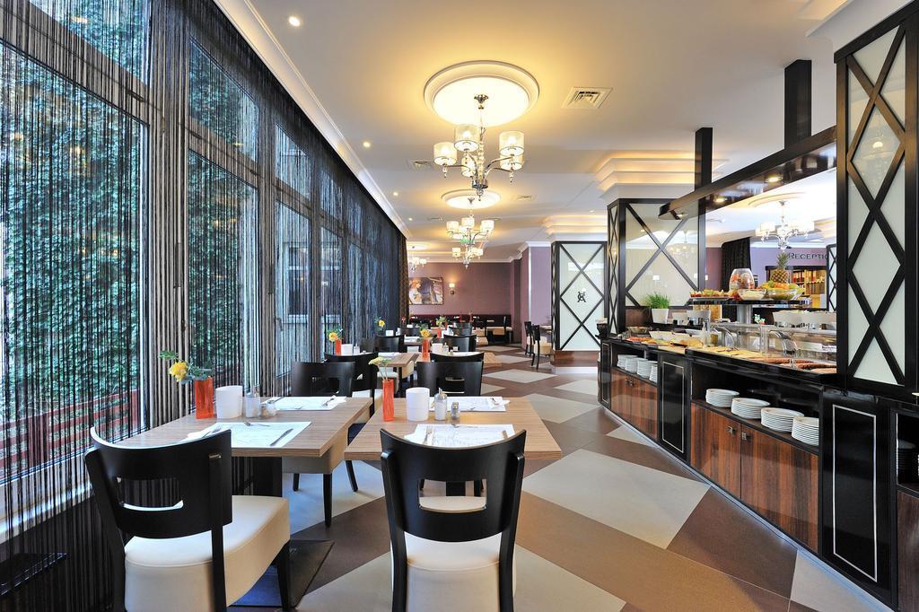 Панорама Carlton Hotel Budapest 4*