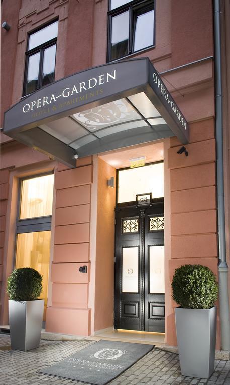 Апартаменти Opera Garden Hotel & Apartments 4*