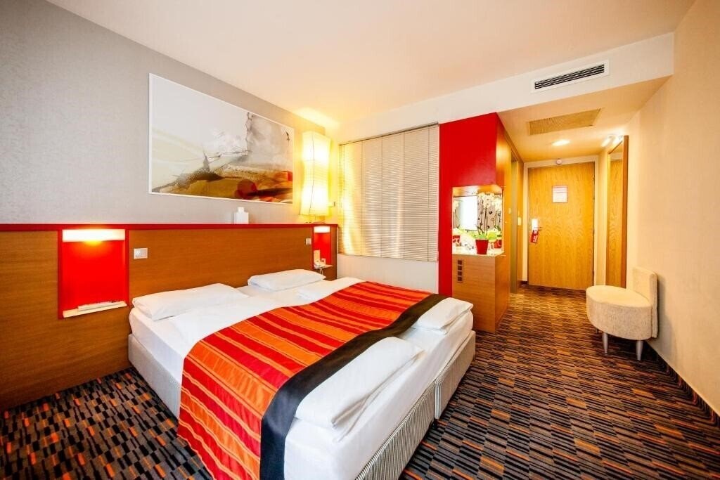 Фотографія Royal Park Boutique Hotel 4*