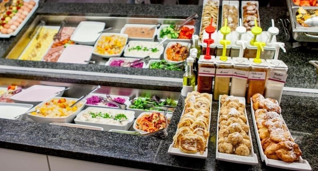 Вид Royal Park Boutique Hotel 4*