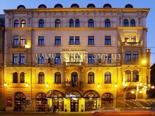 Територія Radisson Blu Beke Hotel 4*