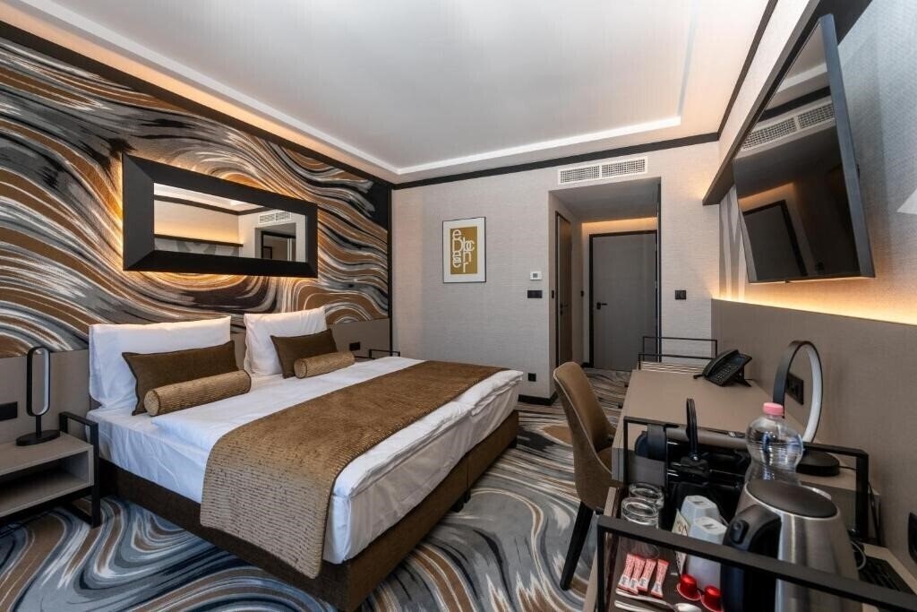 Готель Obester Hotel 4*