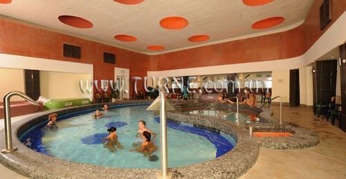 Апартаменты Flora Hotel 3*