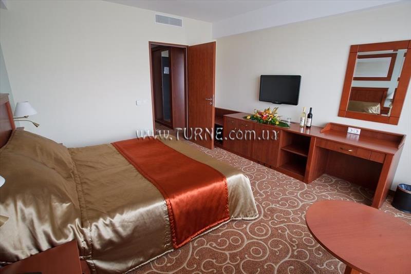 Апартаменти Hotel Atlantis Hajduszoboszlo 4*