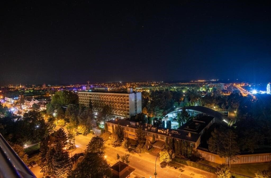 Территория Gyogy- es Wellness Hotel Baratsag 3*