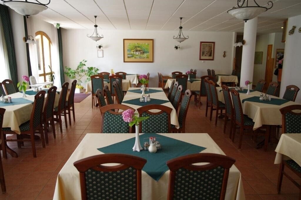 Апартаменти Agnes Hotel 3*