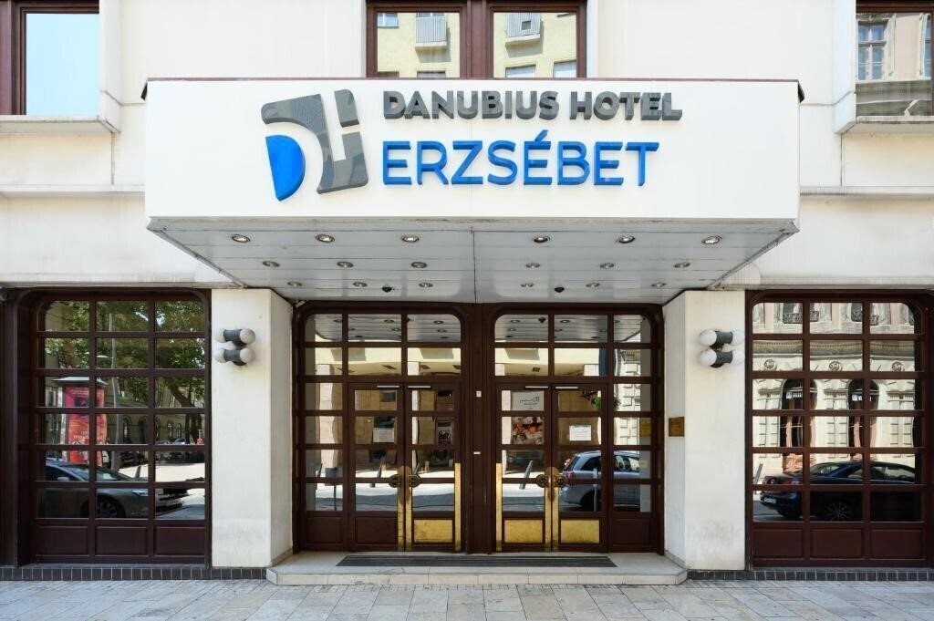 Вид Erzsebet Hotel 3*