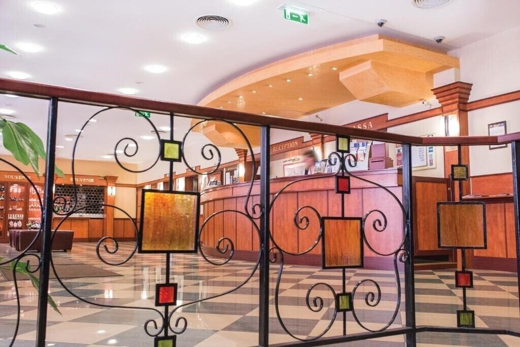 Апартаменти Erzsebet Hotel 3*