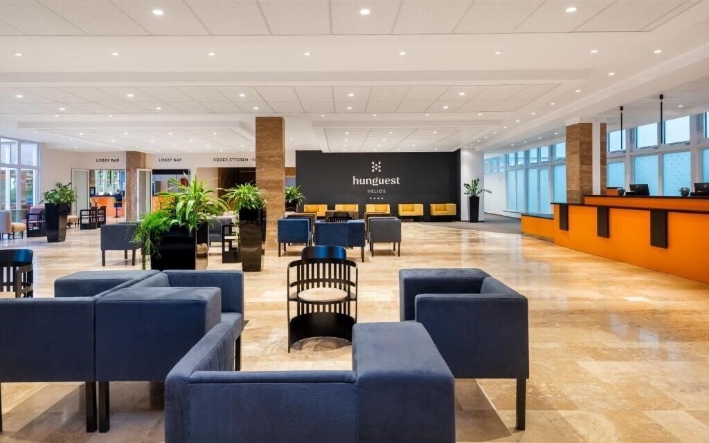 Апартаменти Helios Anna 3*