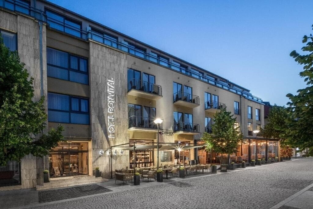 Готель Bonvital Wellness And Gastro Hotel 4*