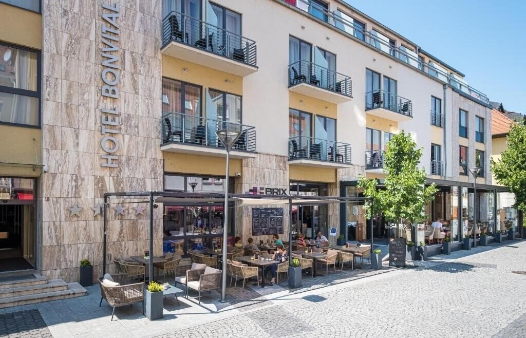 Вид Bonvital Wellness And Gastro Hotel 4*