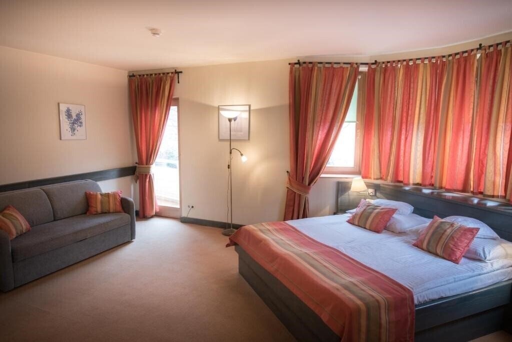 Територія Kalma Hotel Superior 3*