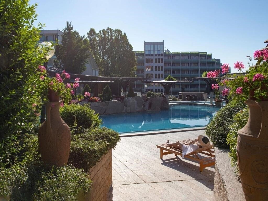 Панорама Naturmed Hotel Carbona 4*