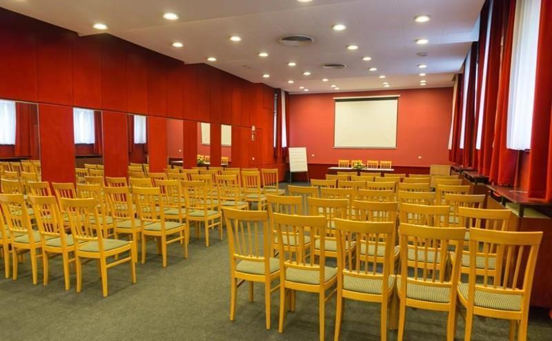 Апартаменты Hunguest Hotel Helios 3*