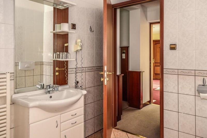 Зображення Tihany Atrium 4*