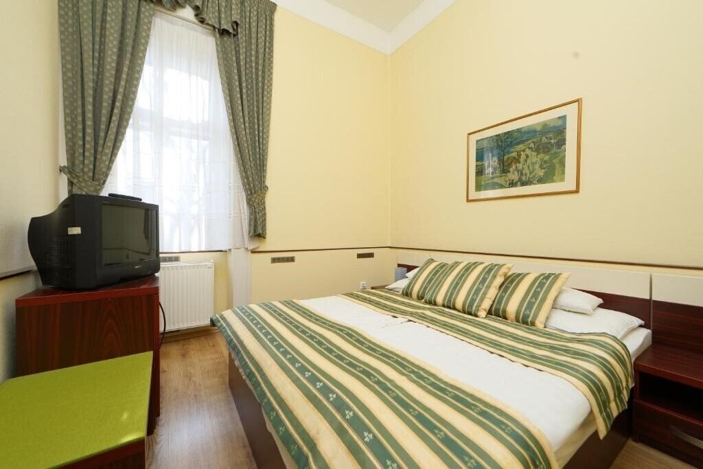 Готель Blaha Lujza Hotel 4*